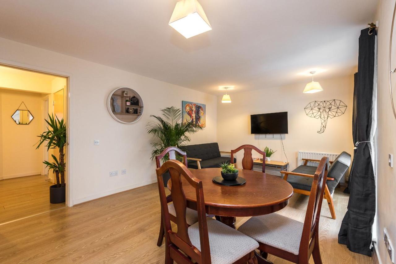 Elegant 2 Bedroom City Centre Apartment - Free Parking - Private Balcony Эдинбург Экстерьер фото