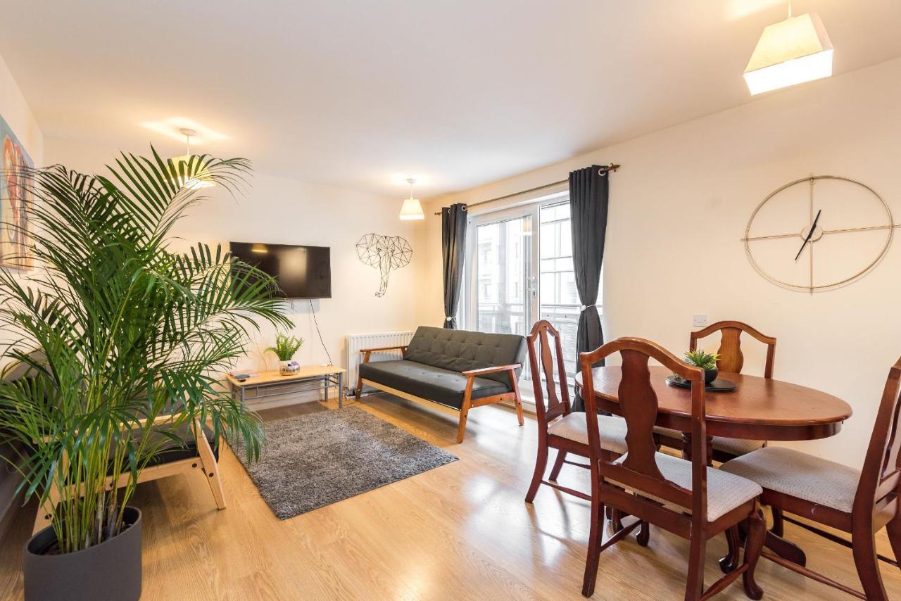 Elegant 2 Bedroom City Centre Apartment - Free Parking - Private Balcony Эдинбург Экстерьер фото