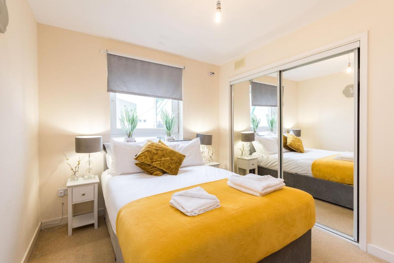 Elegant 2 Bedroom City Centre Apartment - Free Parking - Private Balcony Эдинбург Экстерьер фото