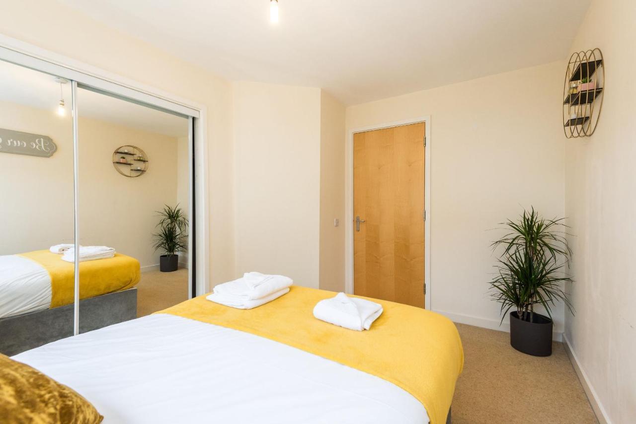 Elegant 2 Bedroom City Centre Apartment - Free Parking - Private Balcony Эдинбург Экстерьер фото